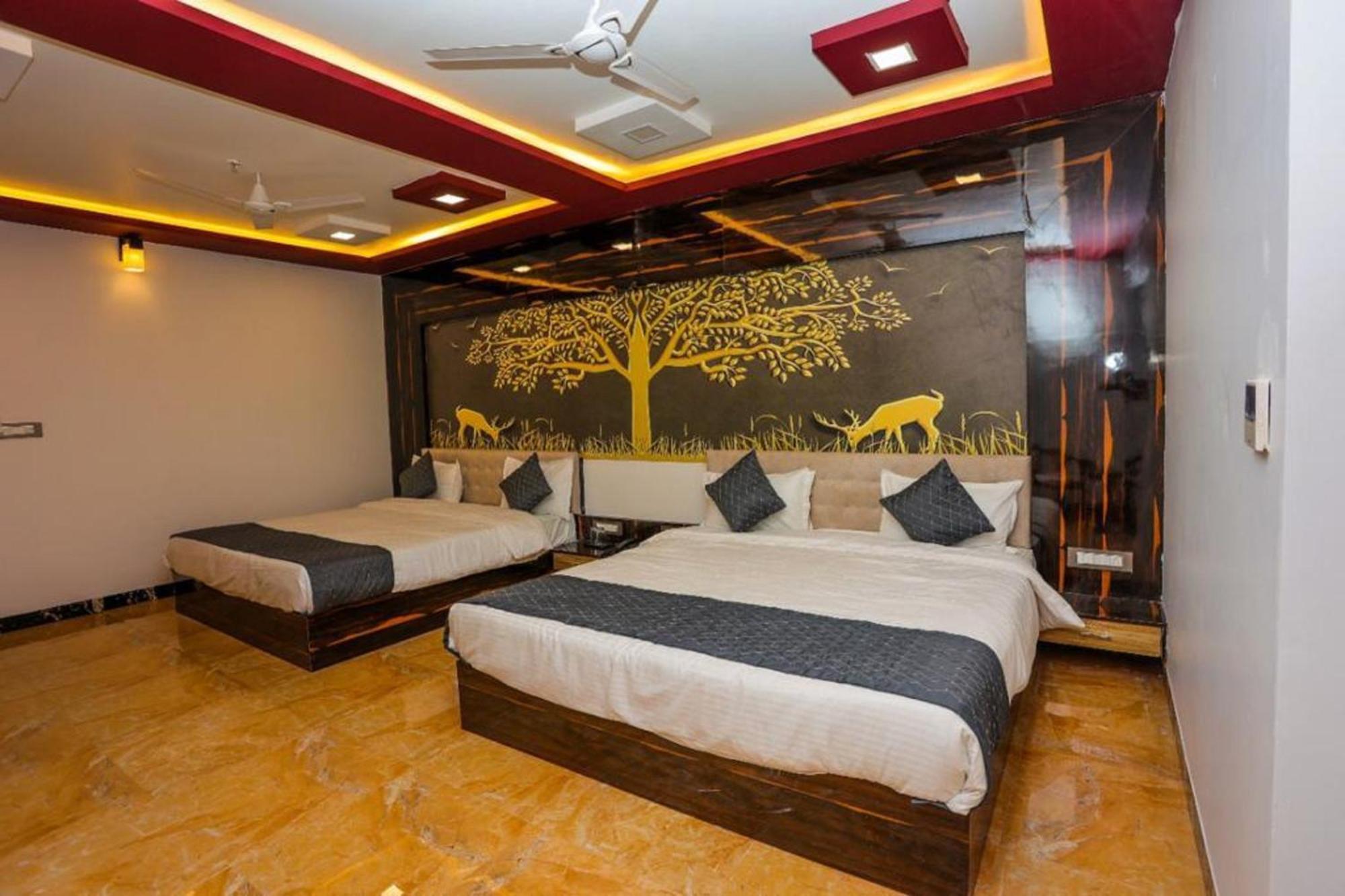 Hotel Eagle Inn Udaipur Exterior photo